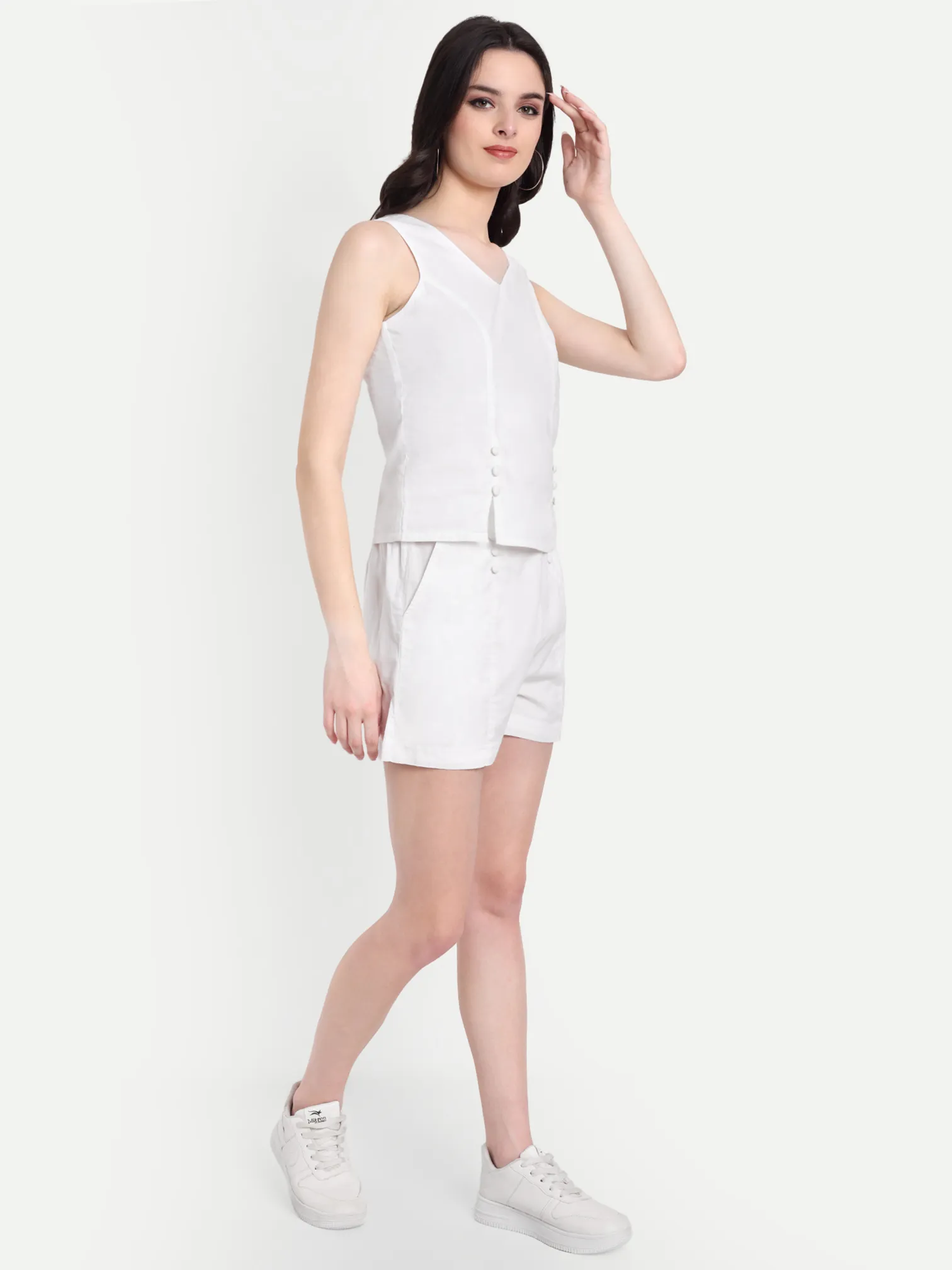 ecomm female shoot